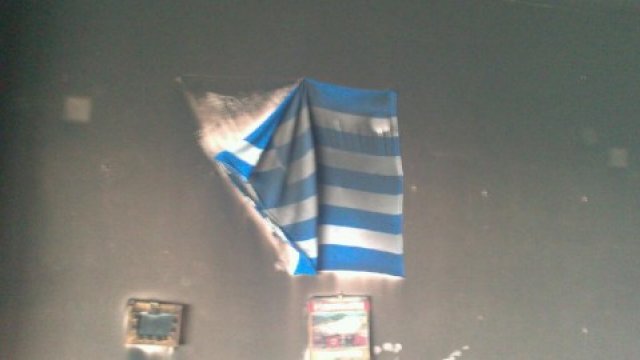 [Grèce] La permanence du parti néo-nazi Aube Dorée incendiée dans le centre d’Athènes 